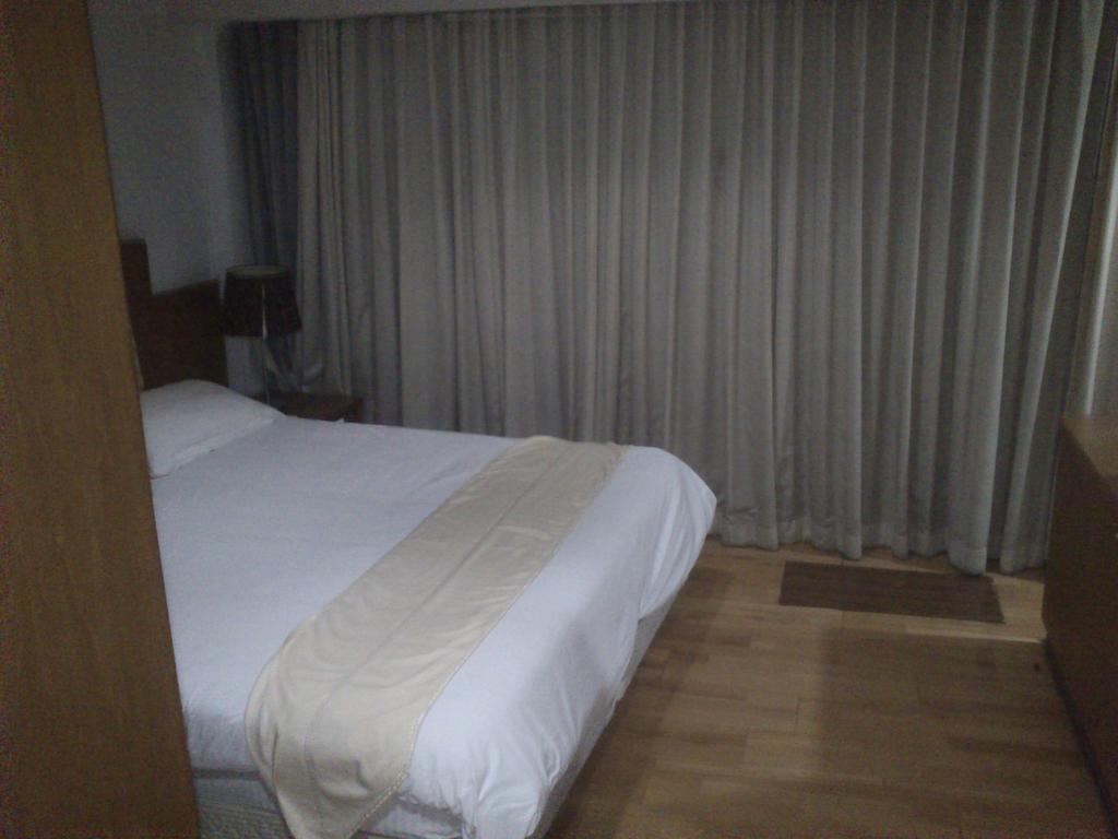 Sun City Hotel Bangkok Kültér fotó